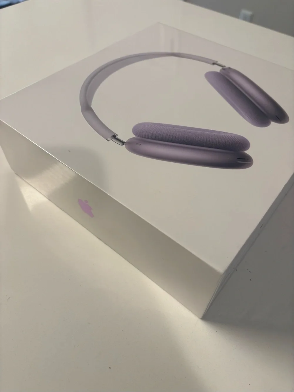 Apple AirPods Max Purple Over-Ear Headphones